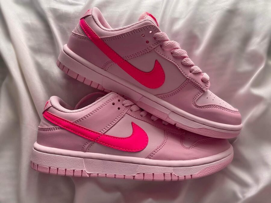 Dunk Low ‘Triple Pink’