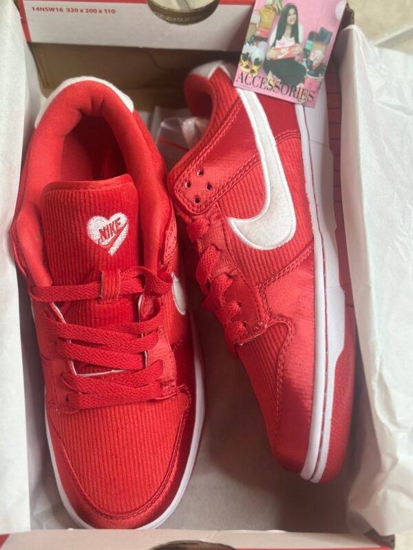 Dunk Low ‘Valentine’s Day 2024