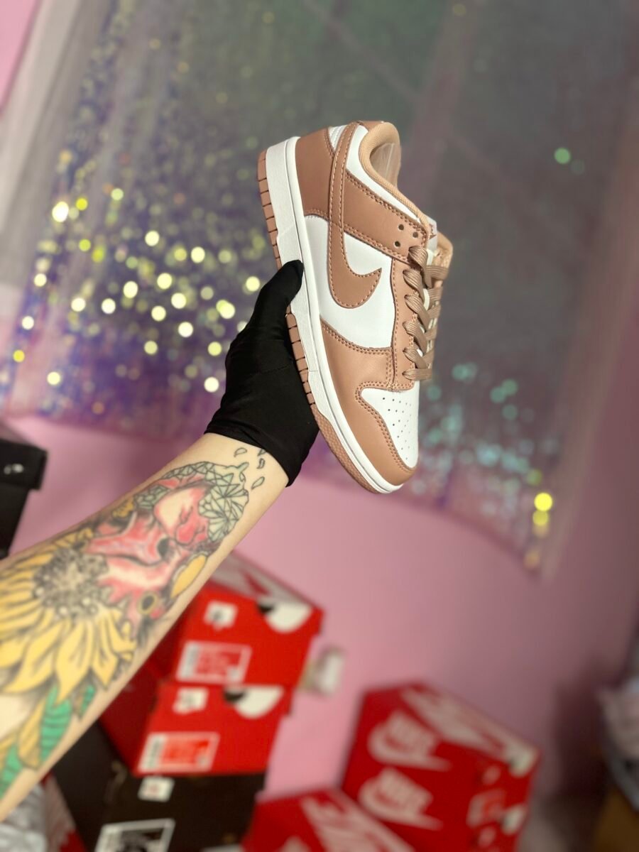 Dunk Low ‘Rose Whisper’ - Image 4