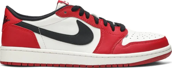 Air Jordan 1 Retro Low OG 'Chicago'