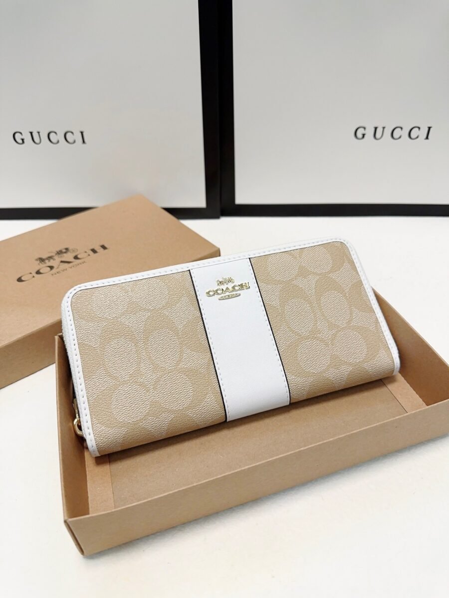 Coach - Image 5