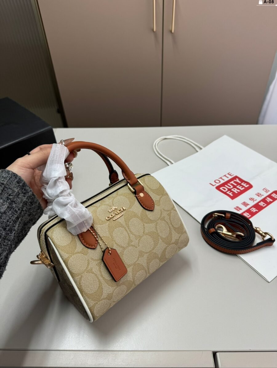 Coach - Image 5