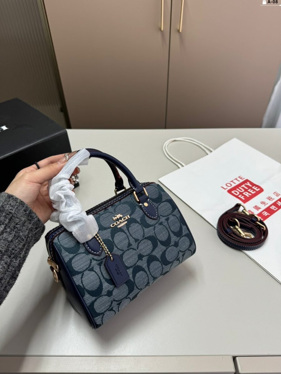 Coach - Image 2