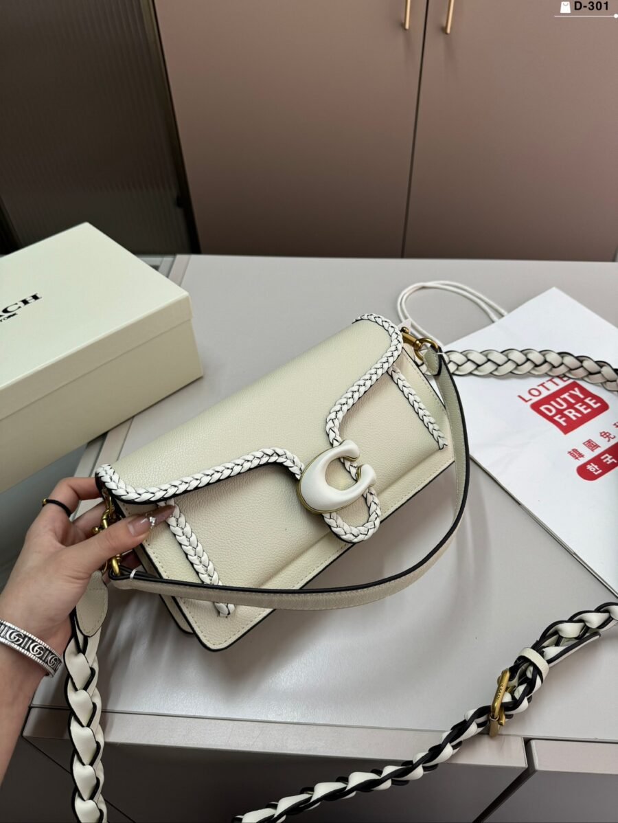 Coach - Image 2