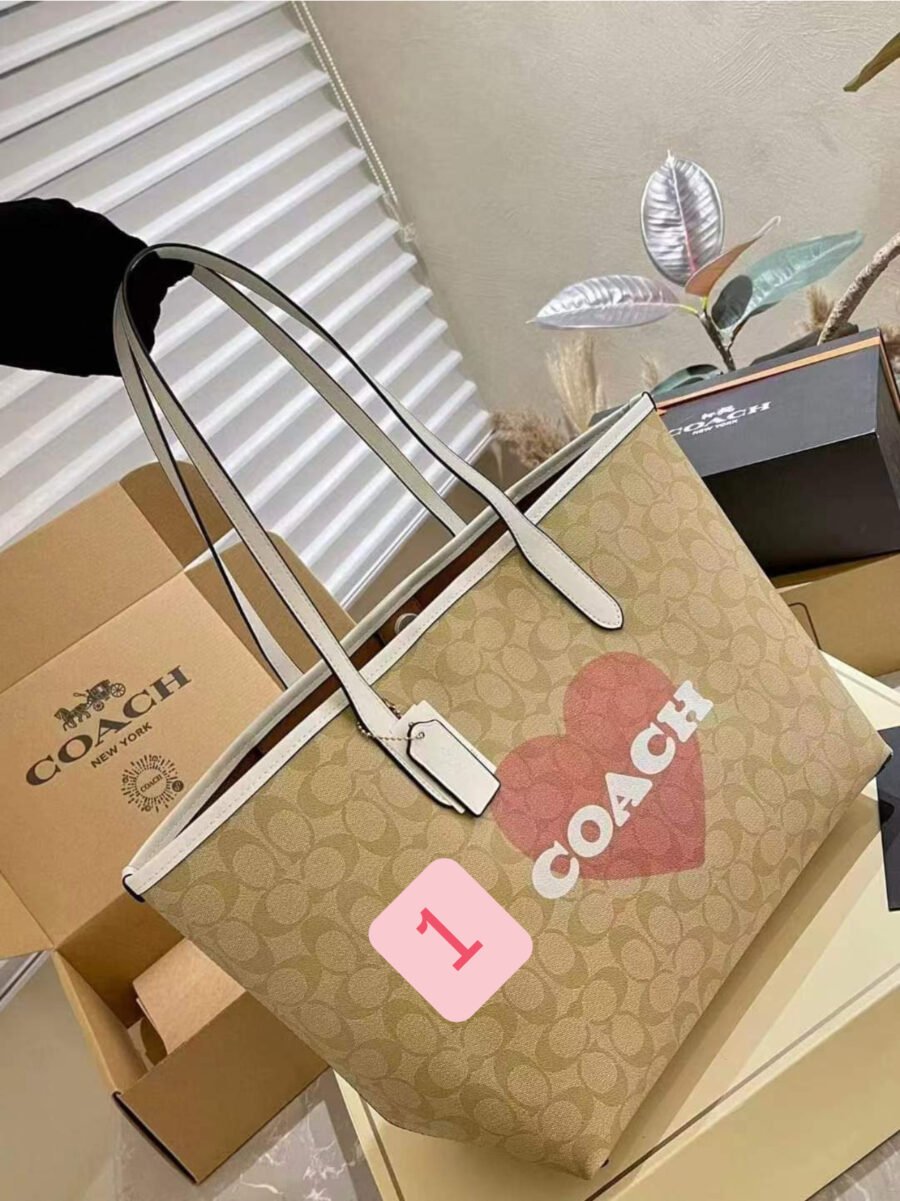Colección San Valentín Coach