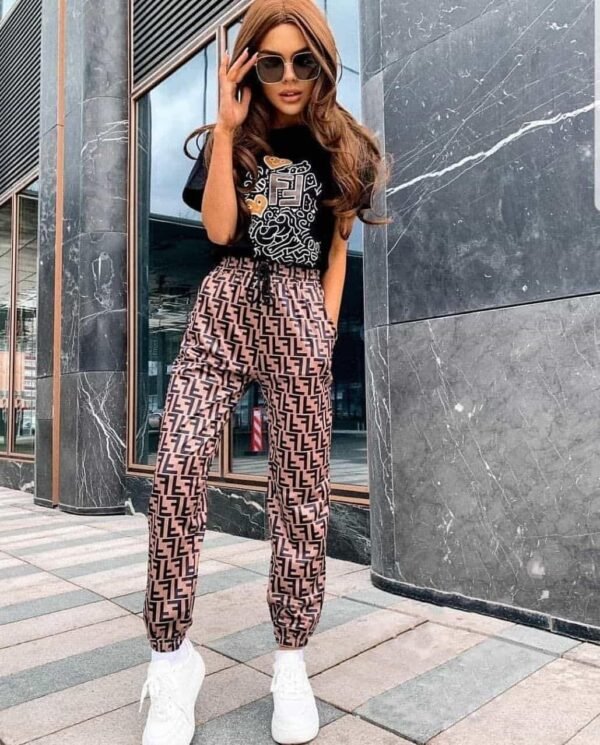 SET FENDI MARRÓN CON NEGRO