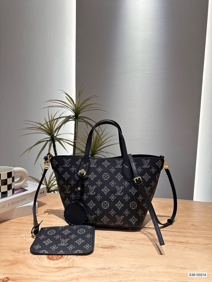 LV AAA - Image 2