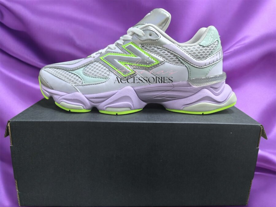 9060 'White Taro'