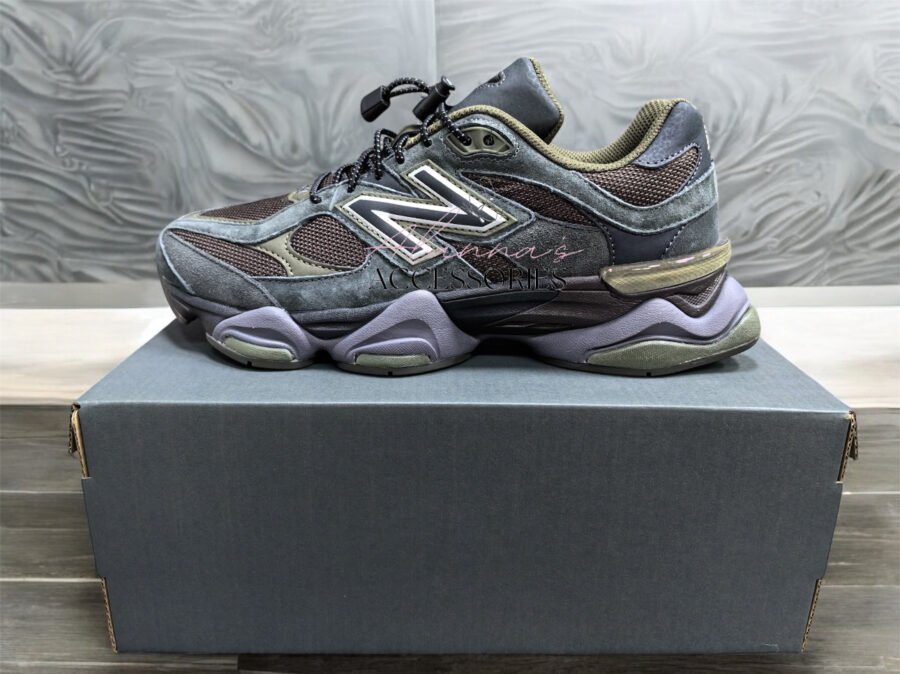 9060 'Blacktop Dark Moss'