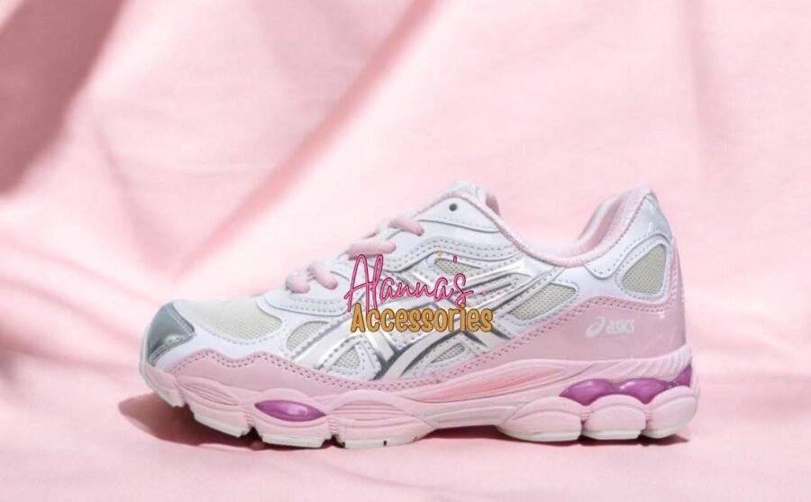 ASICS🤍🩷🩶 - Image 3
