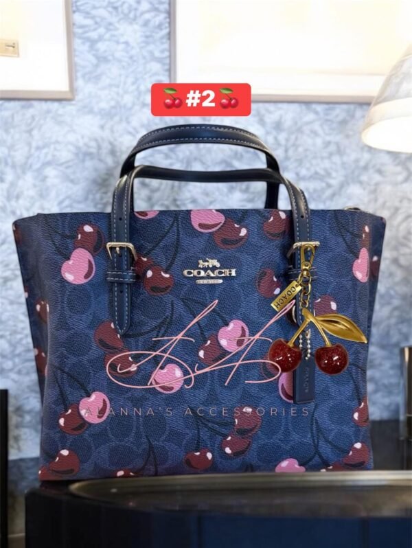 Coach🍒