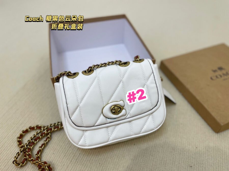 Coach🩷😍 - Image 2