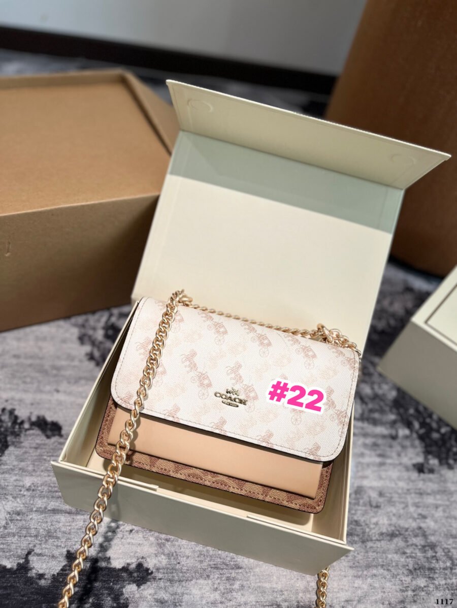Coach 😍🫶🏻🩷 - Image 22