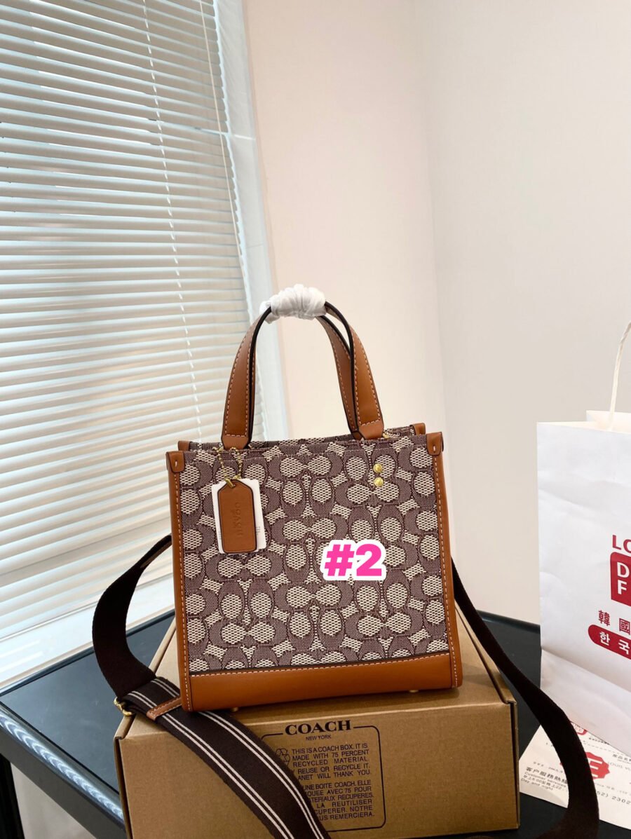 Coach🤎 - Image 2