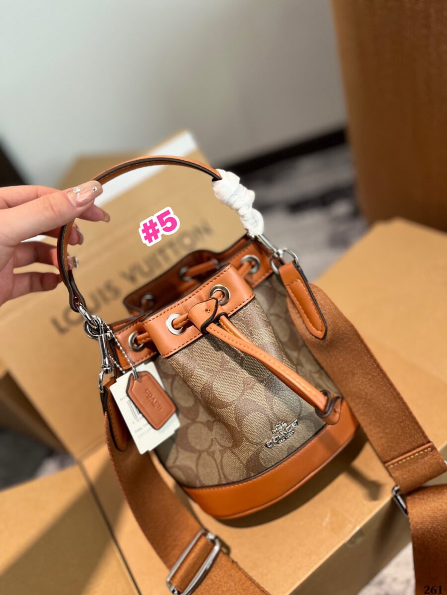 Coach - Image 5