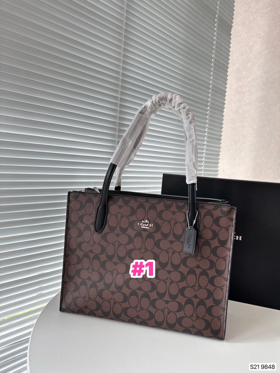 Coach😍