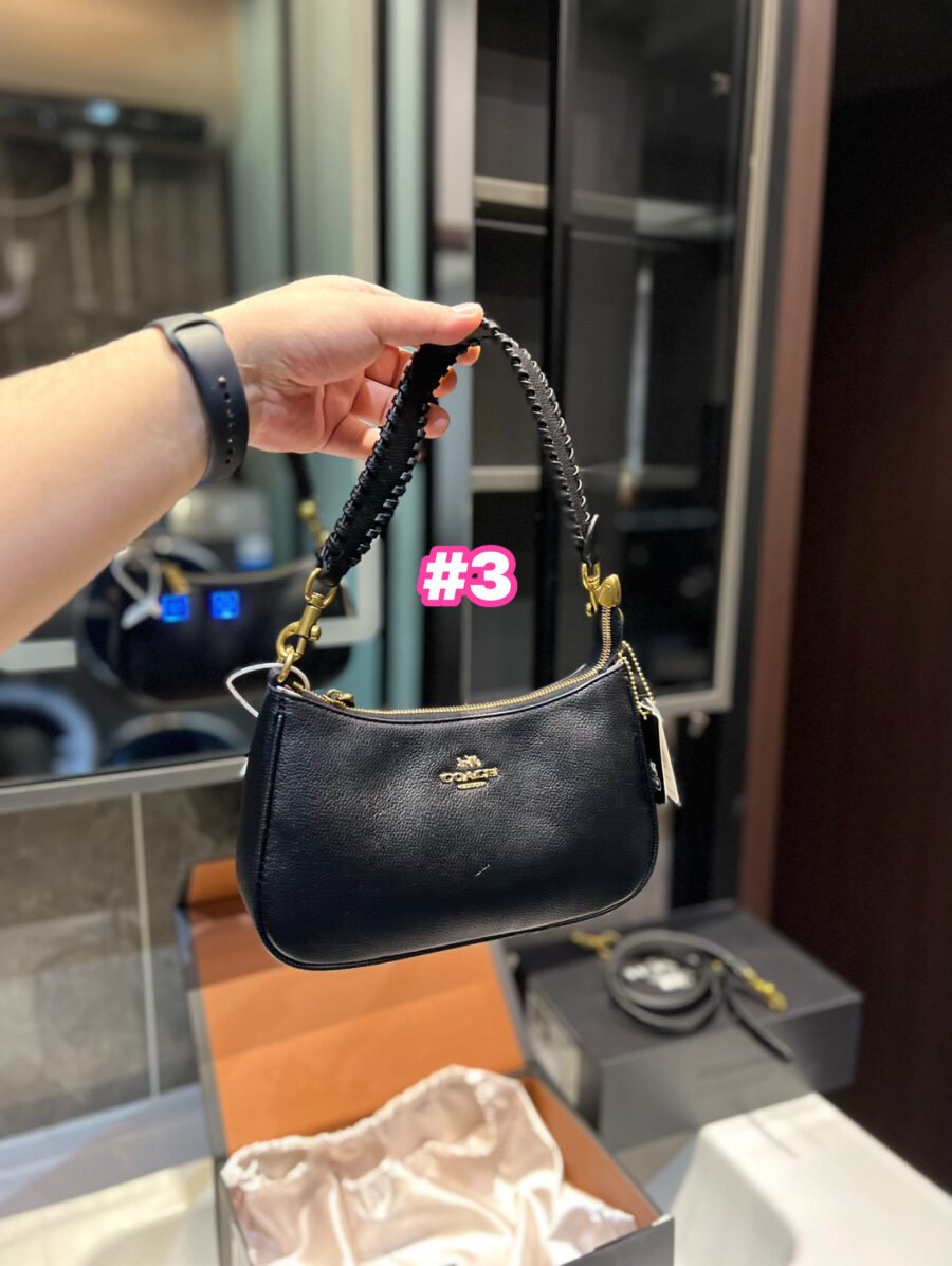 Coach - Image 3