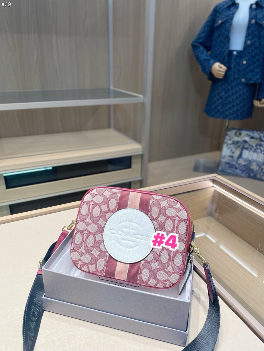 Coach 😍🛍️ - Image 4