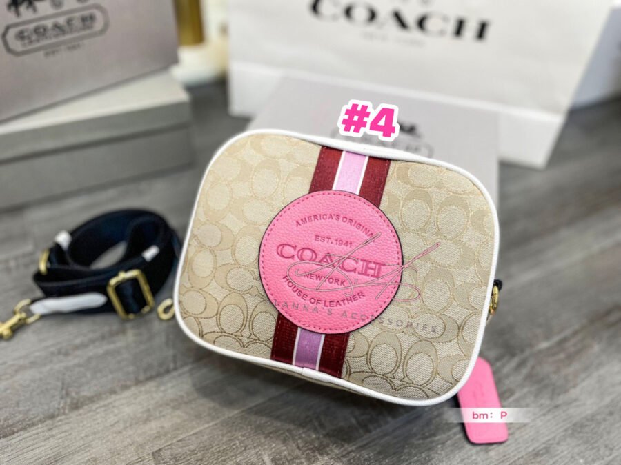 Coach😍🫶🏻 - Image 4