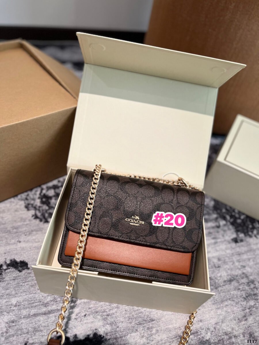 Coach 😍🫶🏻🩷 - Image 20