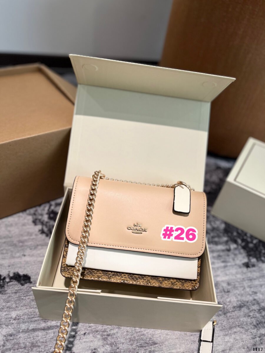 Coach 😍🫶🏻🩷 - Image 26