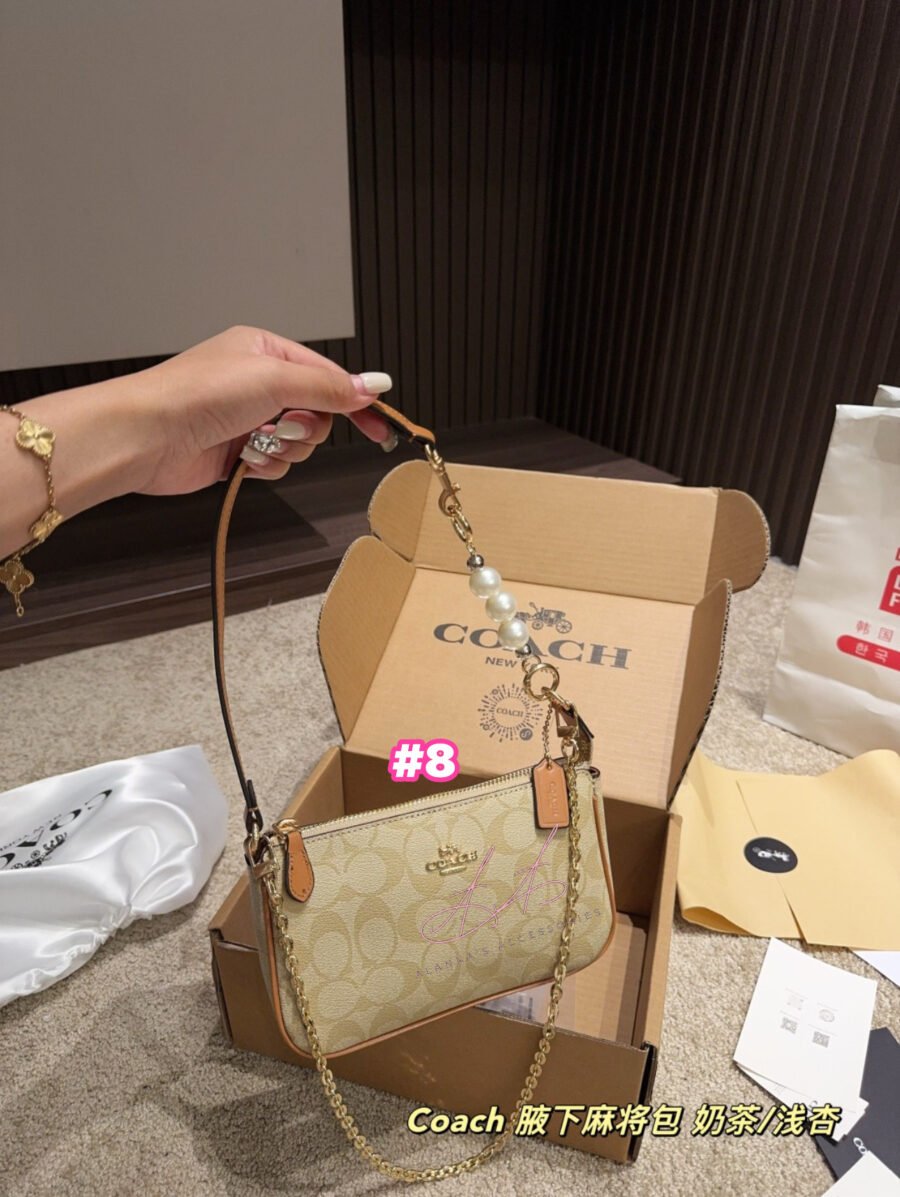 Coach 😍🤍 - Image 8