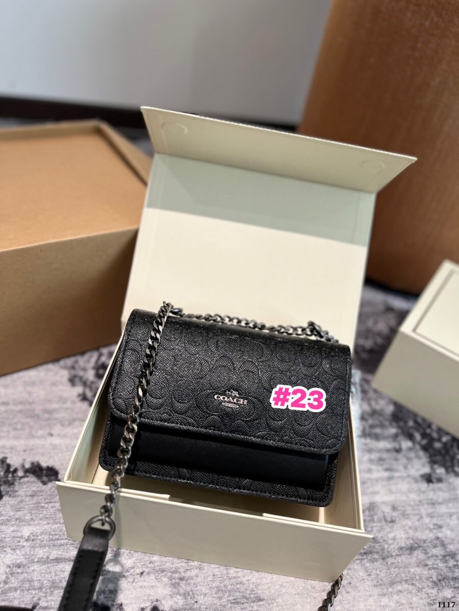 Coach 😍🫶🏻🩷 - Image 23