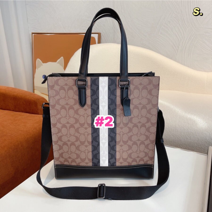 Coach😍🫶🏻🖤 - Image 2