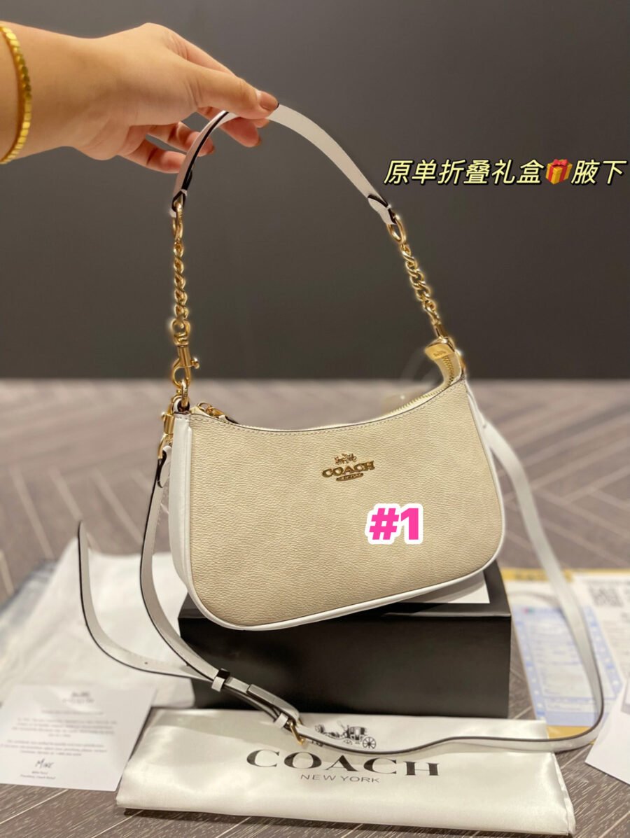 Coach🛍️🫶🏻🩷