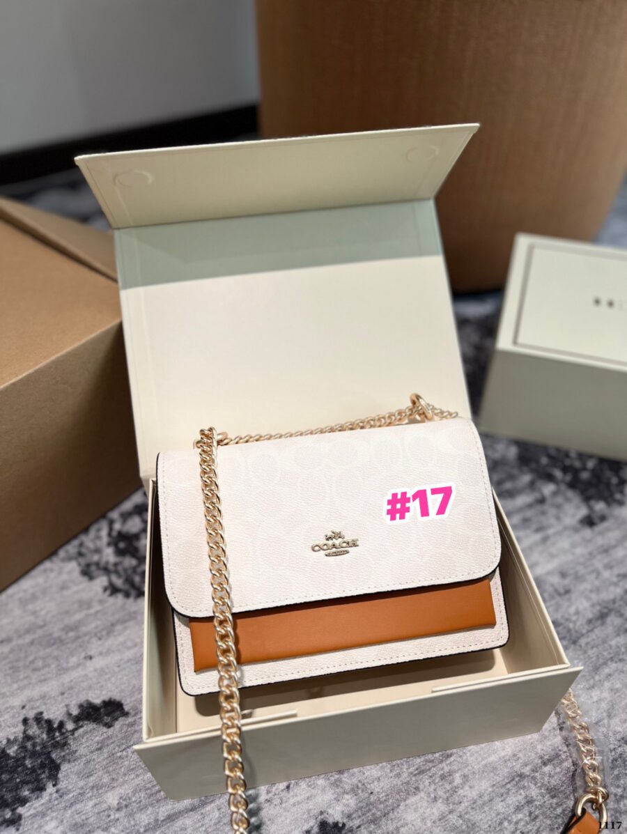 Coach 😍🫶🏻🩷 - Image 17