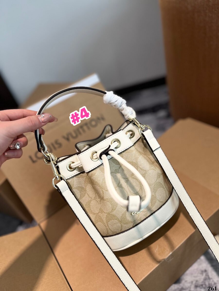 Coach - Image 4