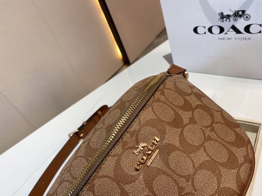 Coach😍🫶🏻 - Image 4