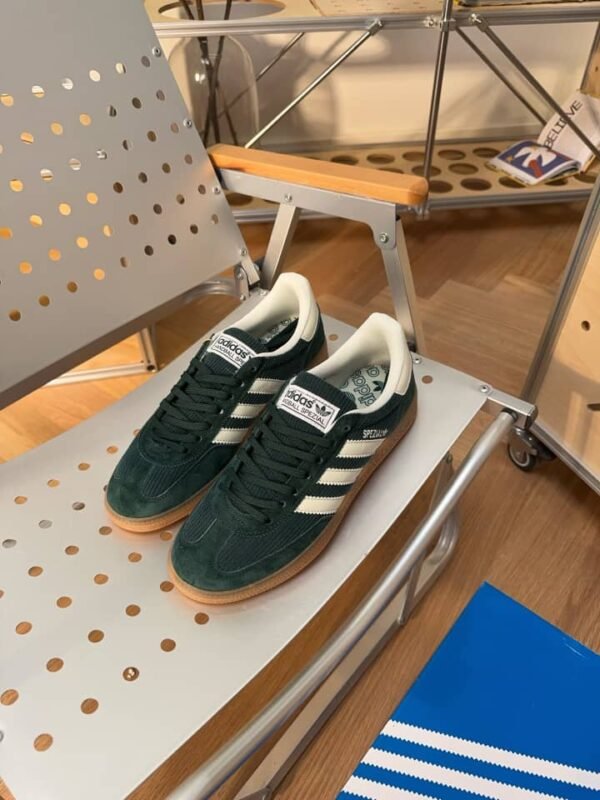 SPEZIAL💚🤍