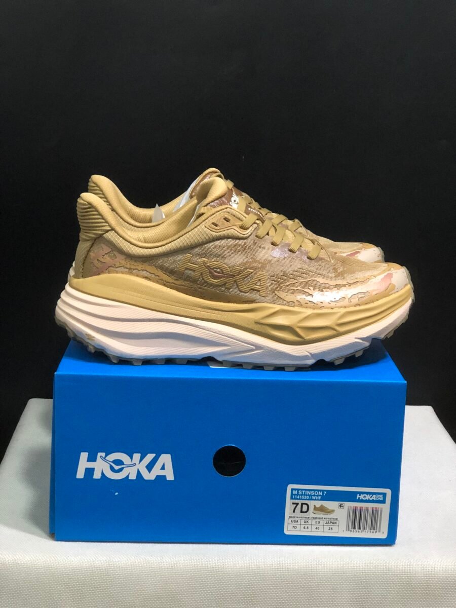 HOKA💛🤍