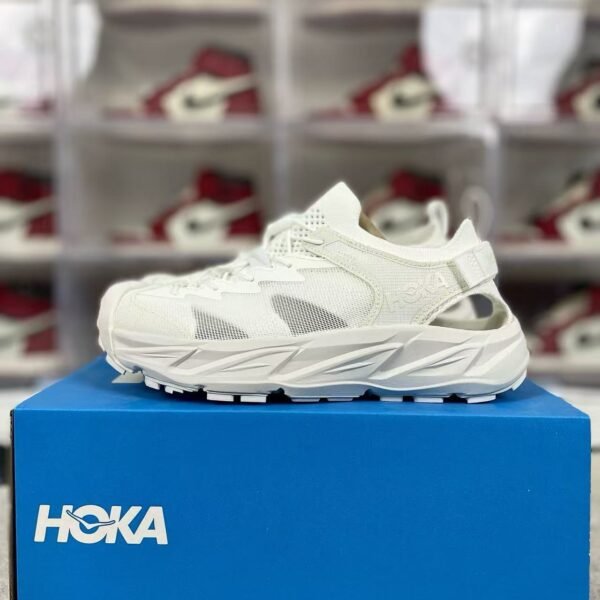 HOKA