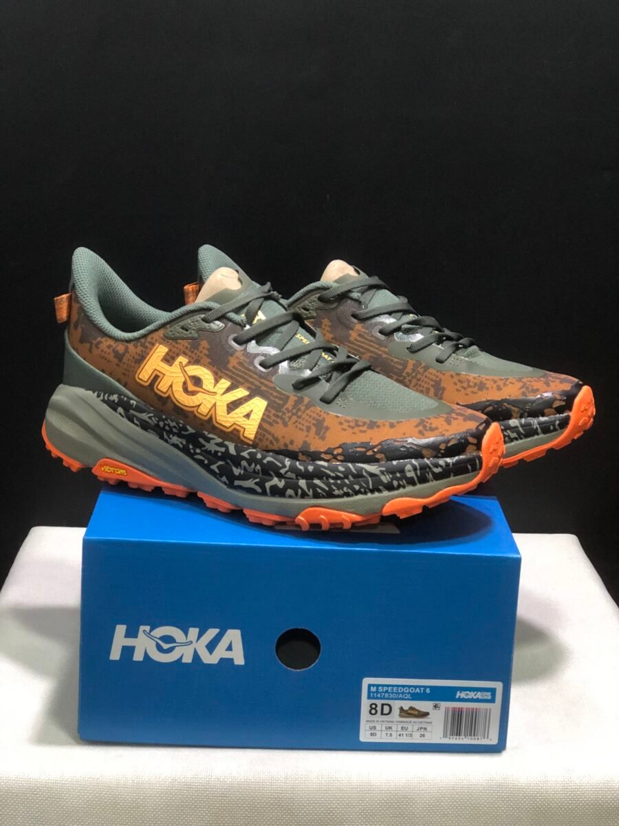 HOKA🤎