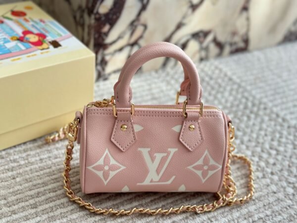 LV🩷