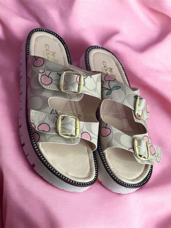 Sandalias coach 😍🍒