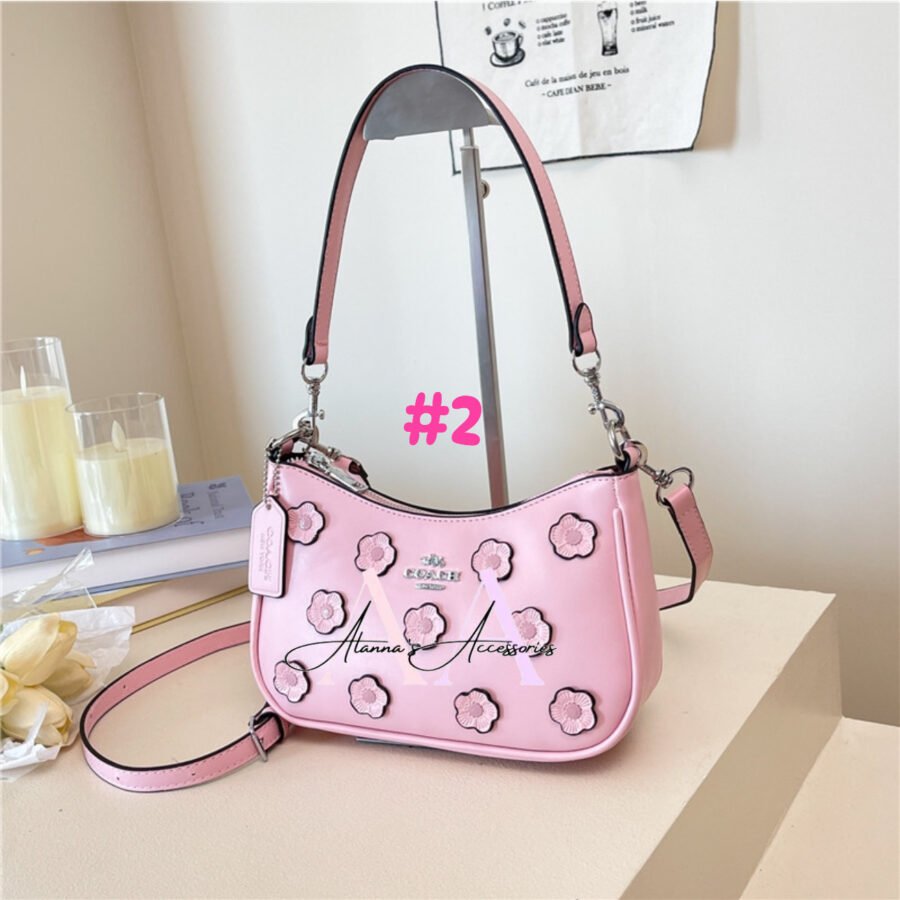 Coach🌸 - Image 2