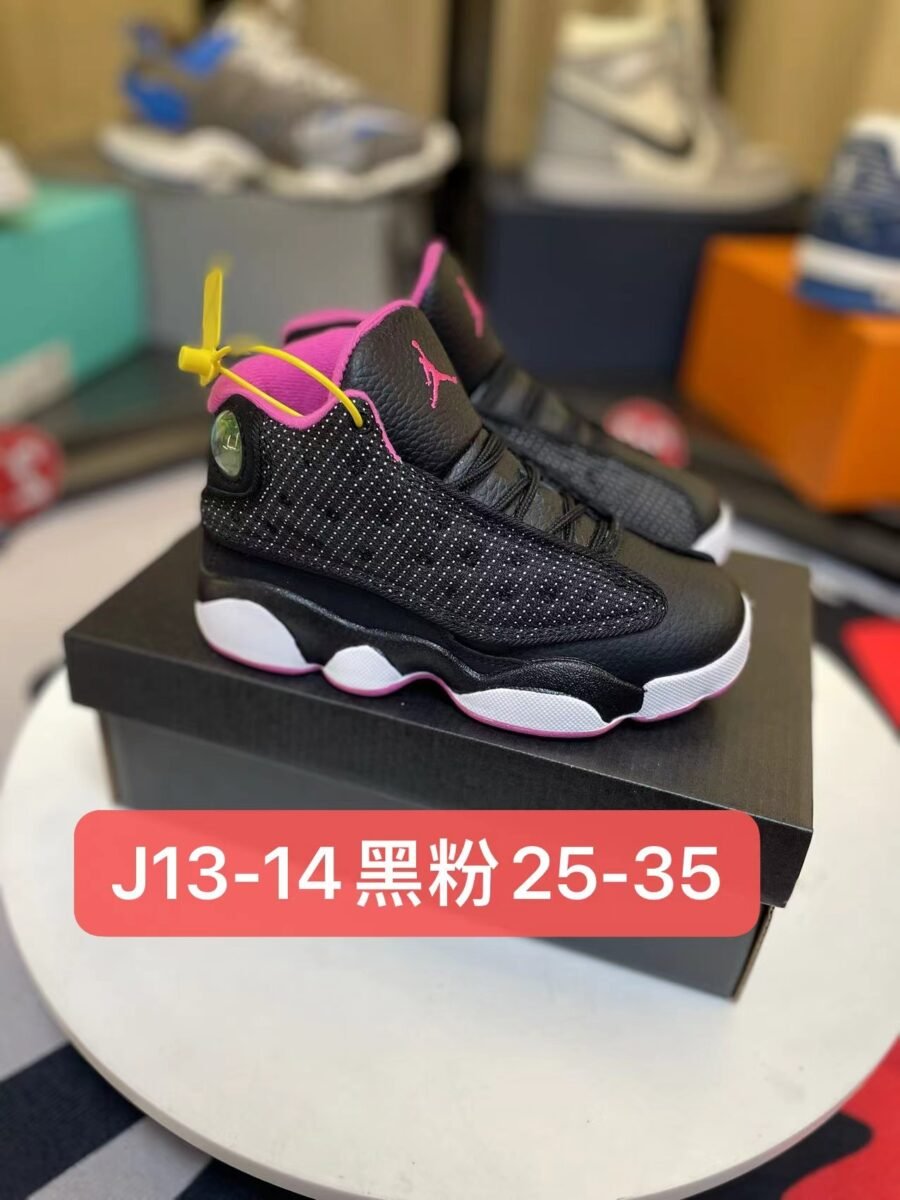 Jordan 13🖤🩷🤍
