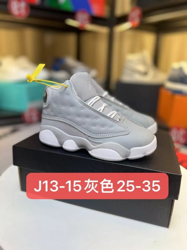Jordan 13🩶