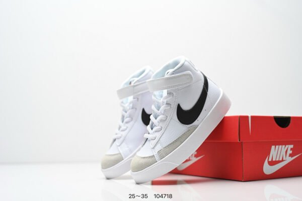 Nike Blazer 🤍🖤🩶