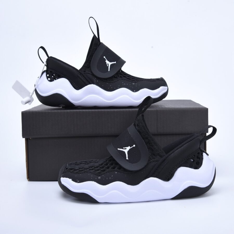 Jordan🤍🖤