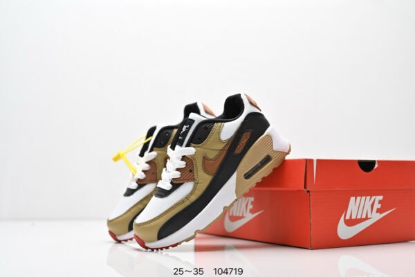 Nike🤎🤍🖤👟