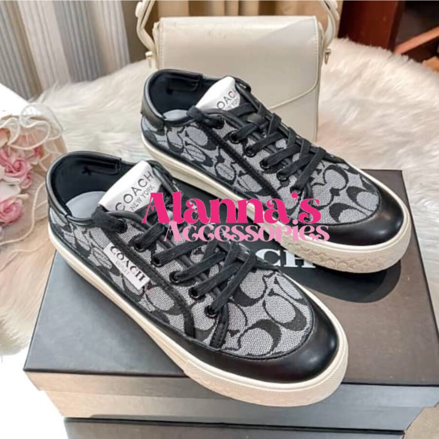 Coach 😍🩶😍 - Image 2