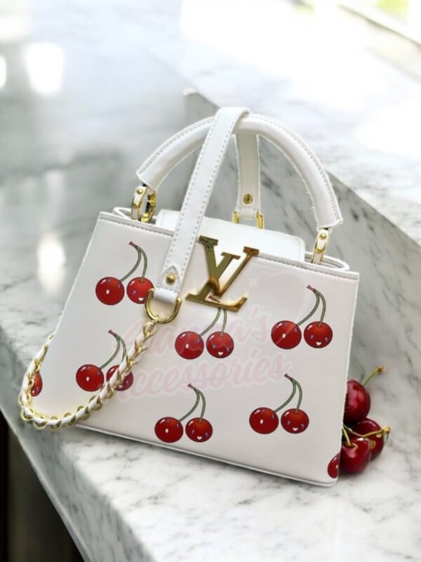 Cherry 🍒😍