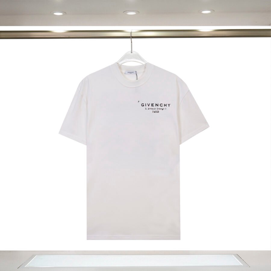 Givenchy👕😍