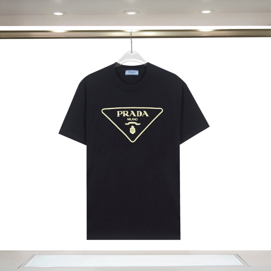 Prada😍🖤