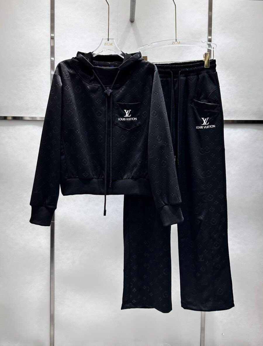 Set LV😍🖤