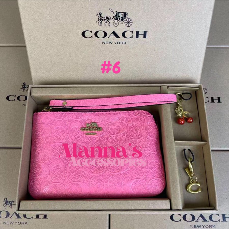 Coach + llaveros 😍🛍️ - Image 6